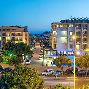 temple-hotel.aegeanhotels.net/